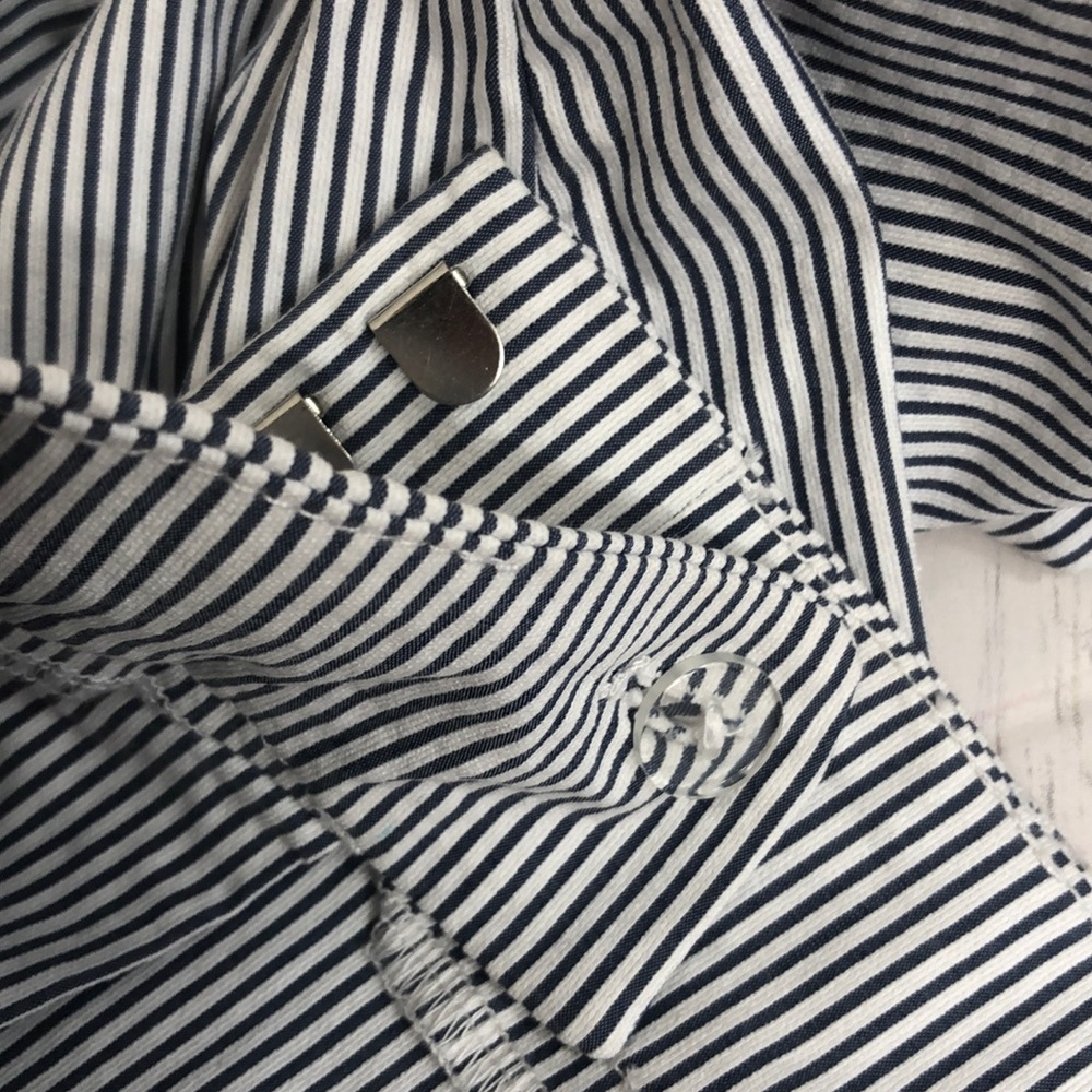 🆕 Ann Taylor Signature Crop Length Striped Pants - Picture 13 of 15